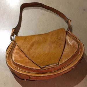 Vince Camuto Shoulder Bag